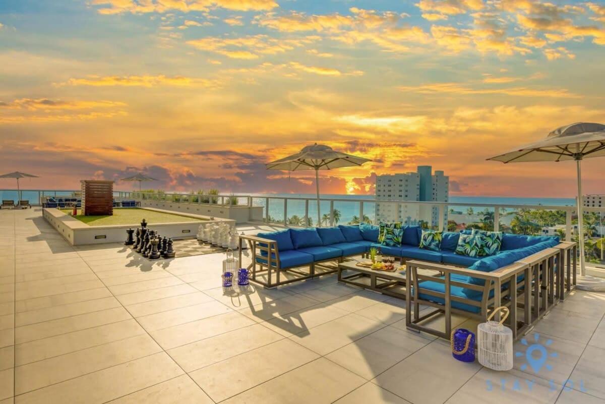 Rooftop Pool - Balcony - Hollywood Beach Broad - Walk Exterior photo
