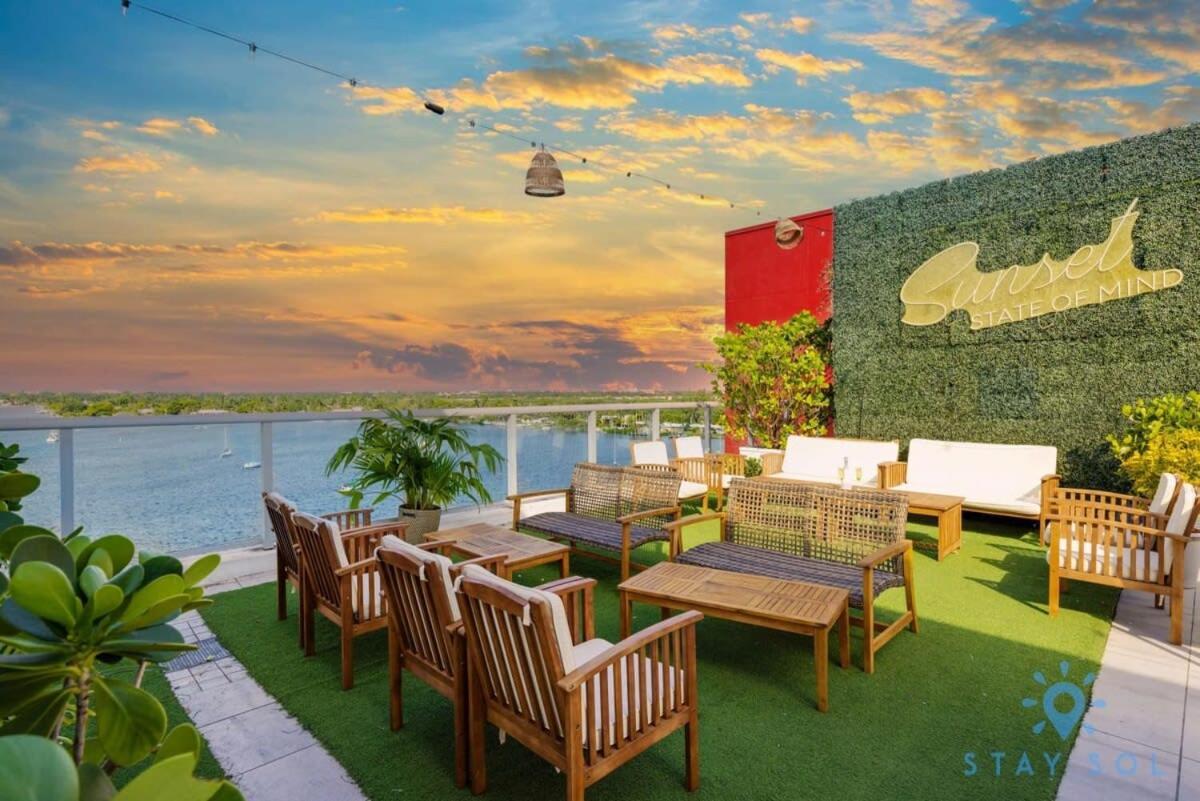 Rooftop Pool - Balcony - Hollywood Beach Broad - Walk Exterior photo