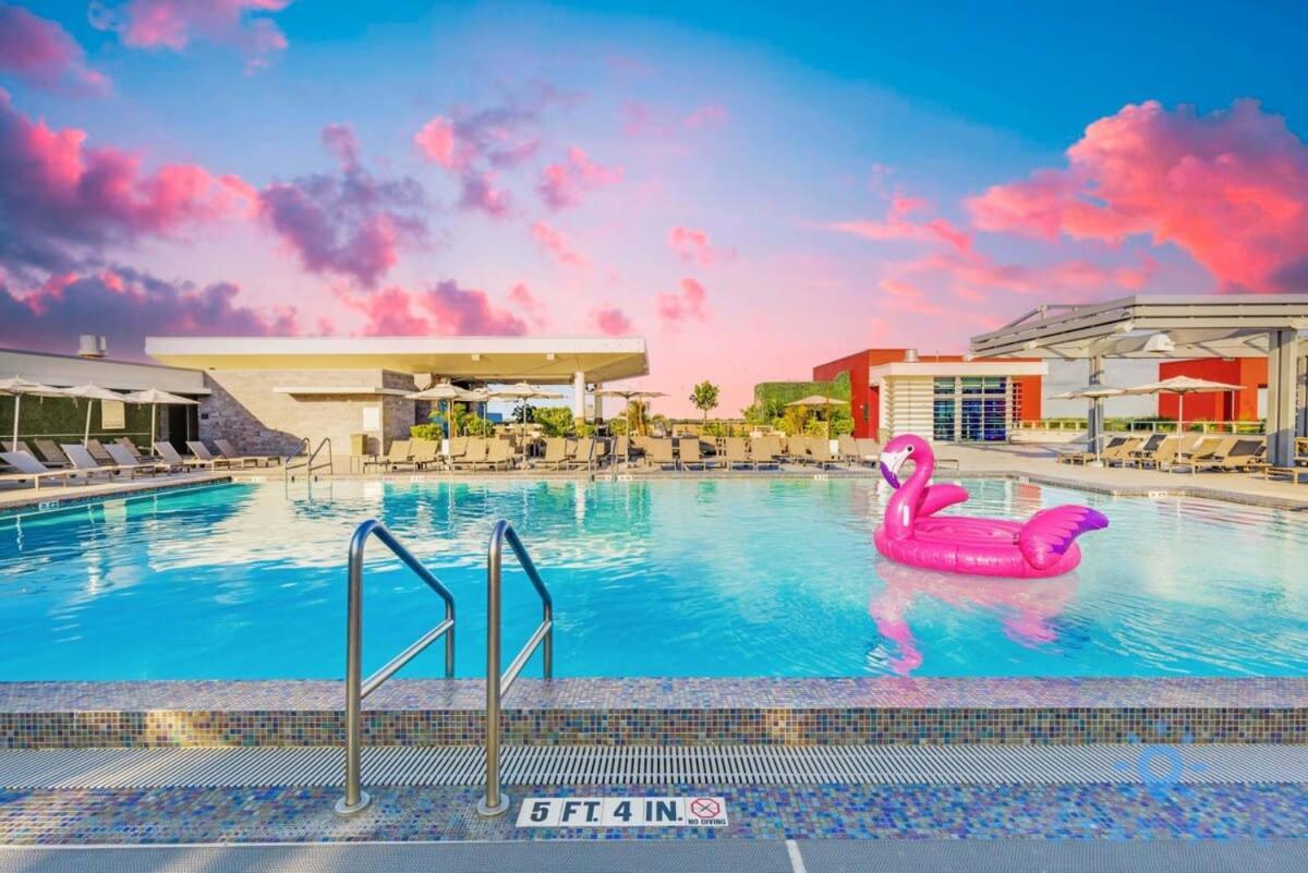 Rooftop Pool - Balcony - Hollywood Beach Broad - Walk Exterior photo