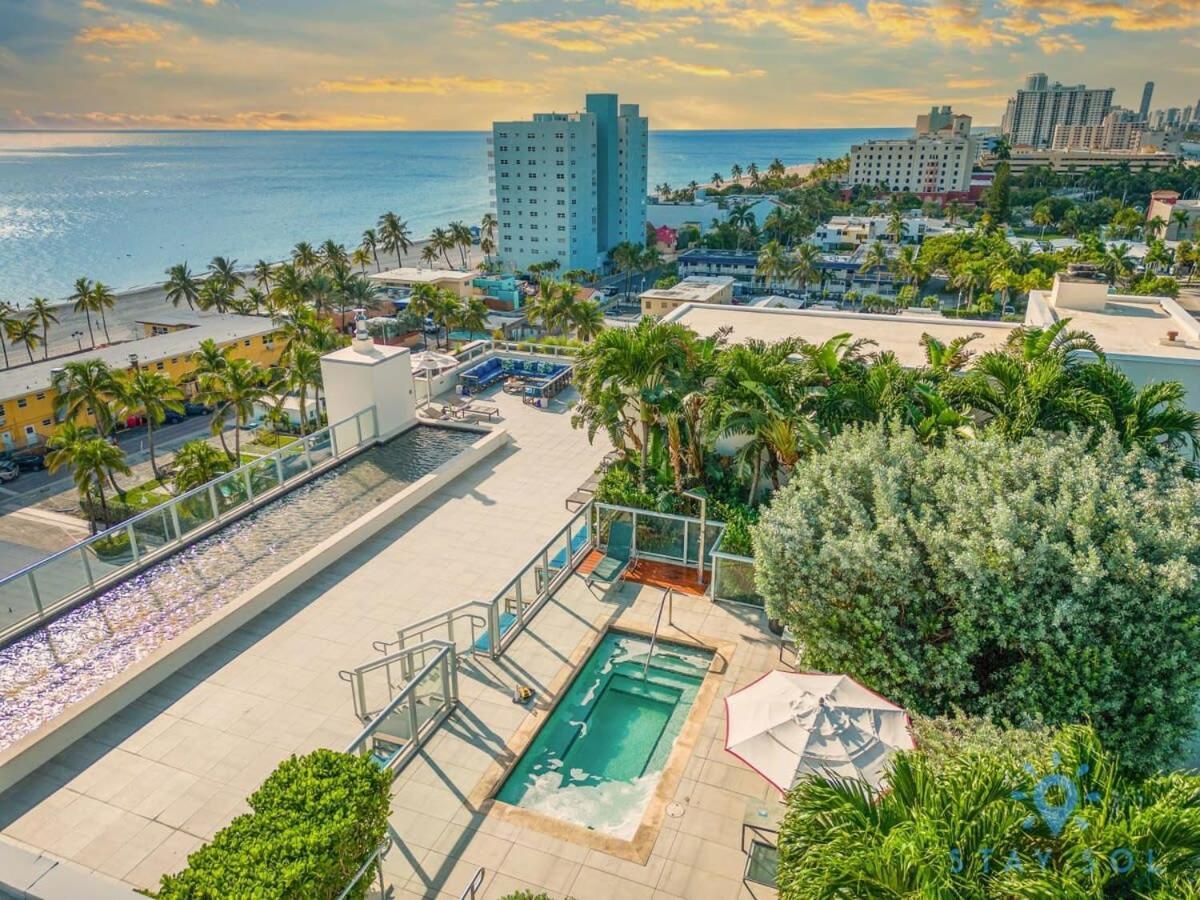 Rooftop Pool - Balcony - Hollywood Beach Broad - Walk Exterior photo