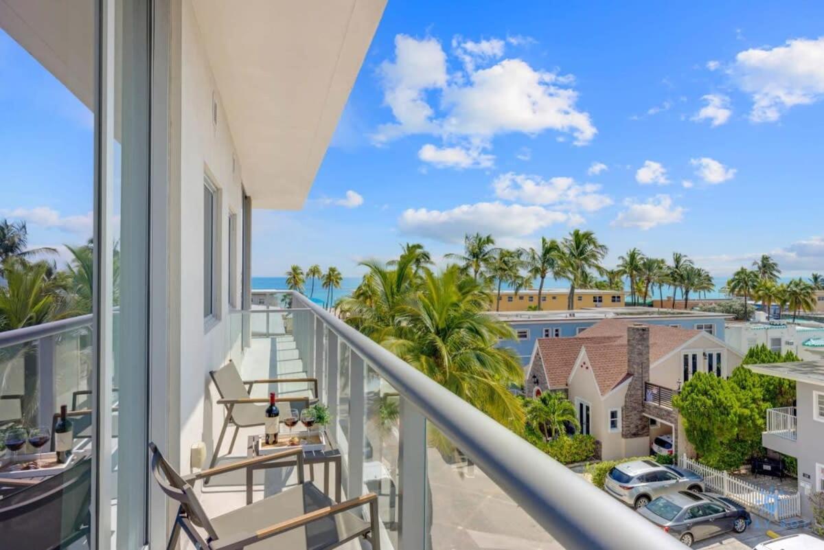 Rooftop Pool - Balcony - Hollywood Beach Broad - Walk Exterior photo