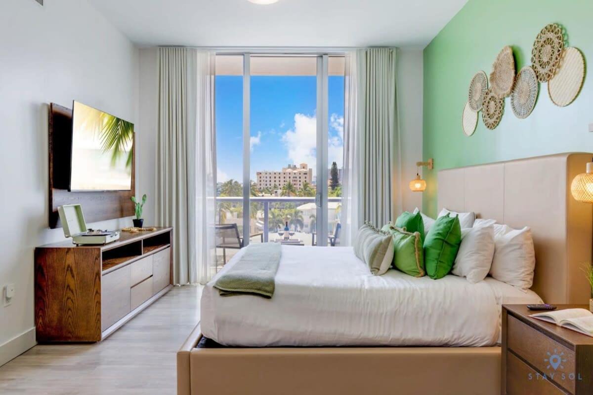 Rooftop Pool - Balcony - Hollywood Beach Broad - Walk Exterior photo